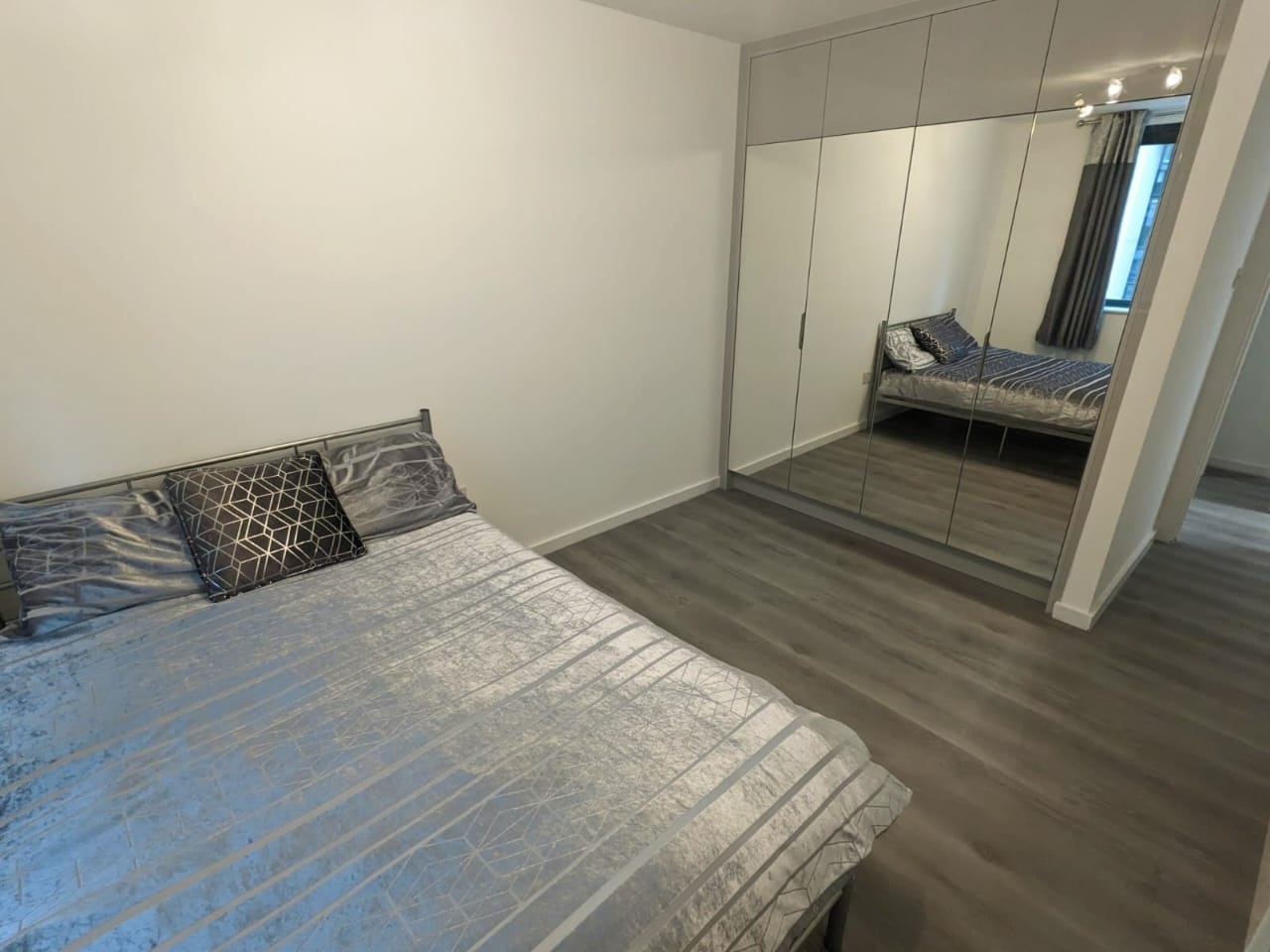 Additional image 12 of 2 Bed Flat, City Point, M3, N1 7GU