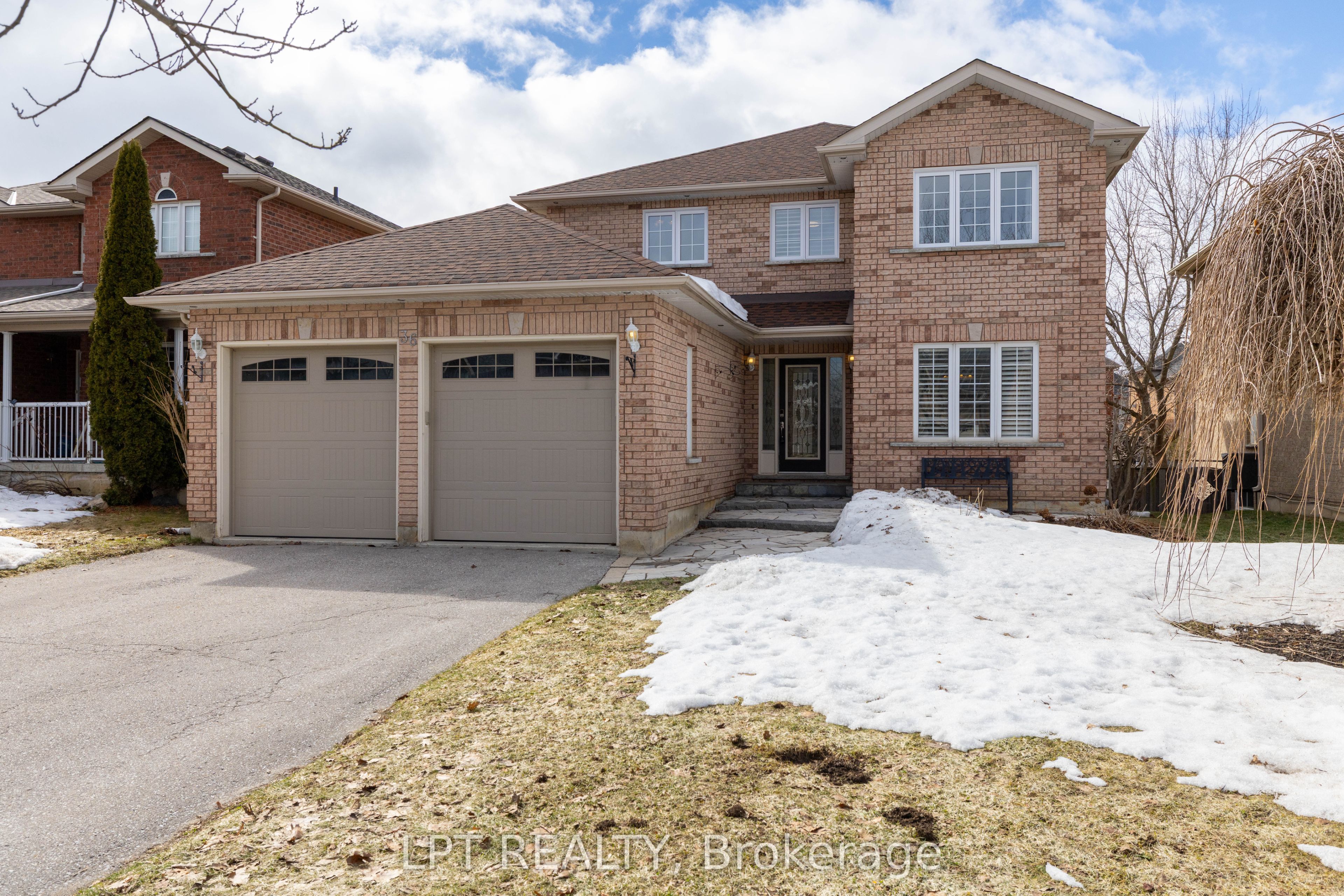 36 Ivygreen Road, Georgina, ON, L4P 4B7