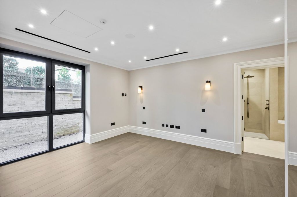 Additional image 21 of 6 bed detached house for saleSovereign View, Charlton Kings, Cheltenham, Gloucestershire GL52