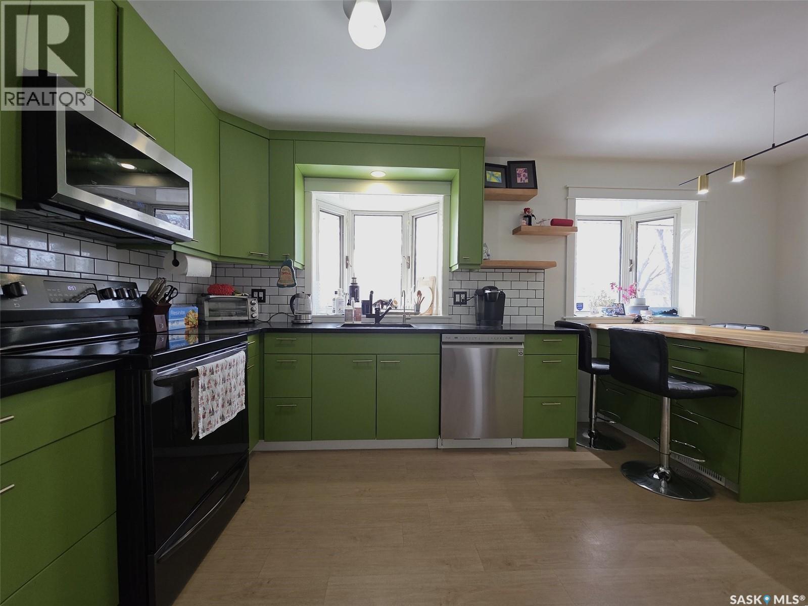 Additional image 5 of 2712 Grant Road, Regina, SK, S4S5T5
