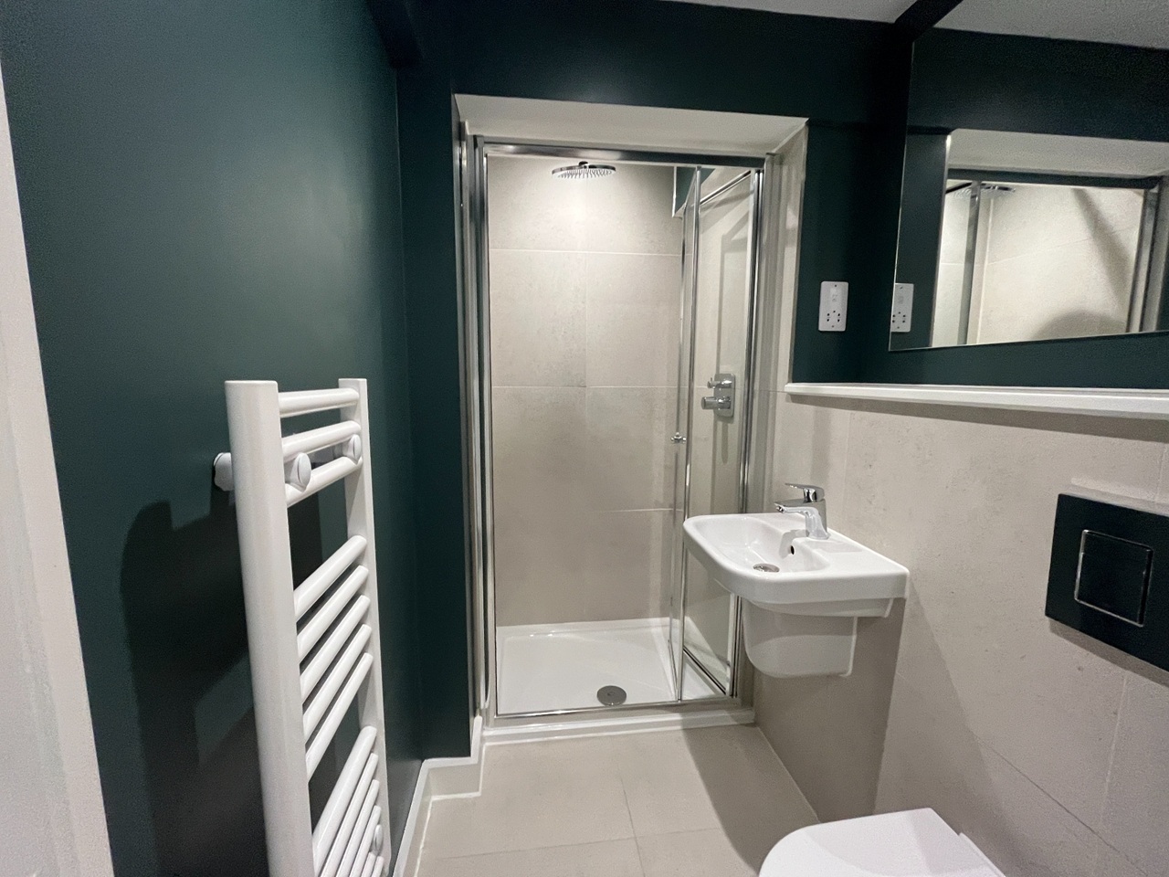 Additional image 10 of 2 Bed Flat, Spinners Way, M15, N1 7GU