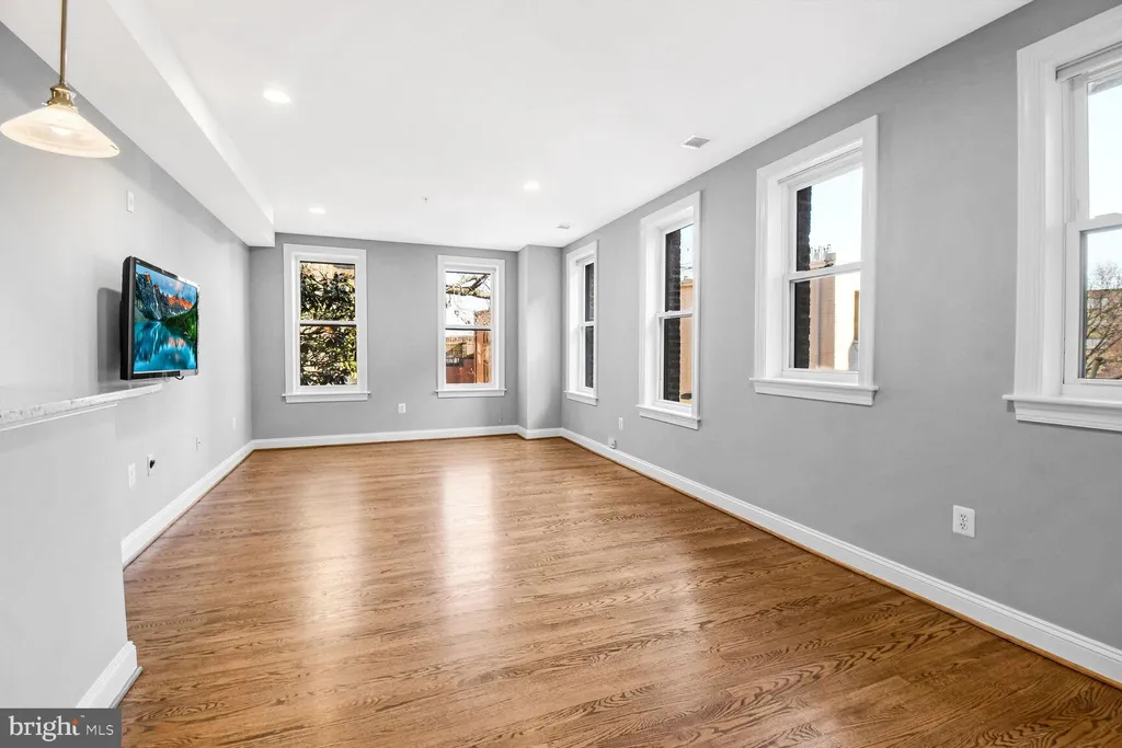 Additional image 4 of 1840 Vernon Street NW Unit 206, Washington, DC 20009