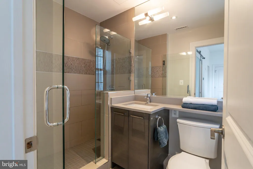 Additional image 15 of 1801 16th Street NW Unit 303, Washington, DC 20009