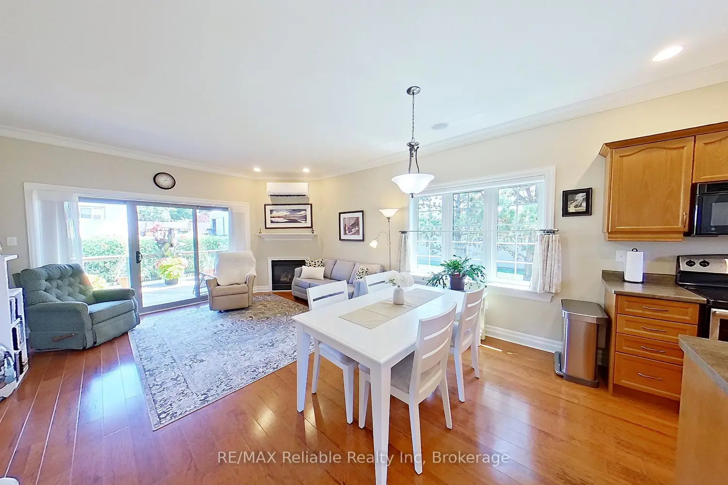 4-10 Conrad Drive photo 3
