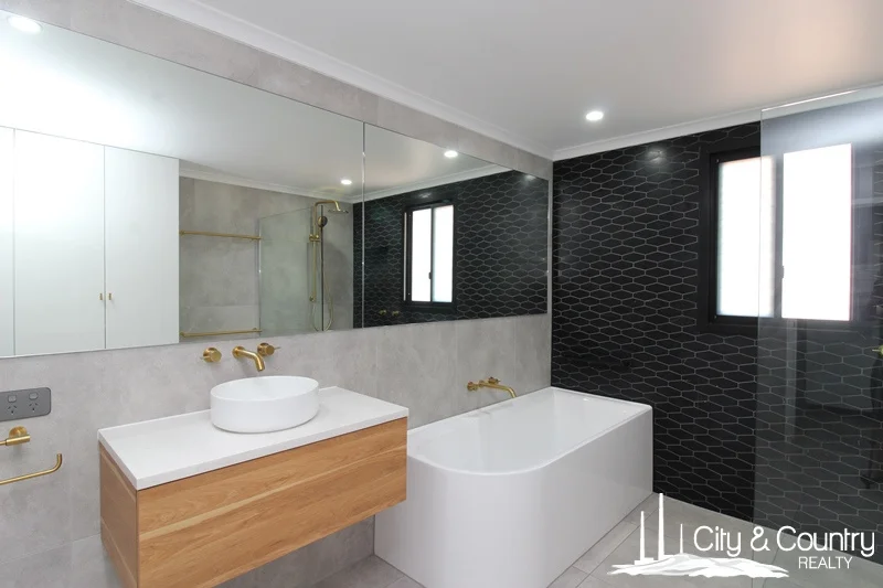 Additional image 5 of 11 Beverly Lane, Mount Isa QLD 4825