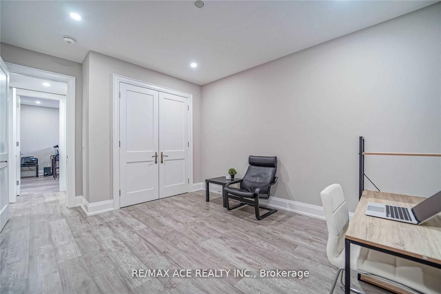 Additional image 4 of Bsmt-19 Ivanhoe Court, Toronto, ON, M1R 3G8