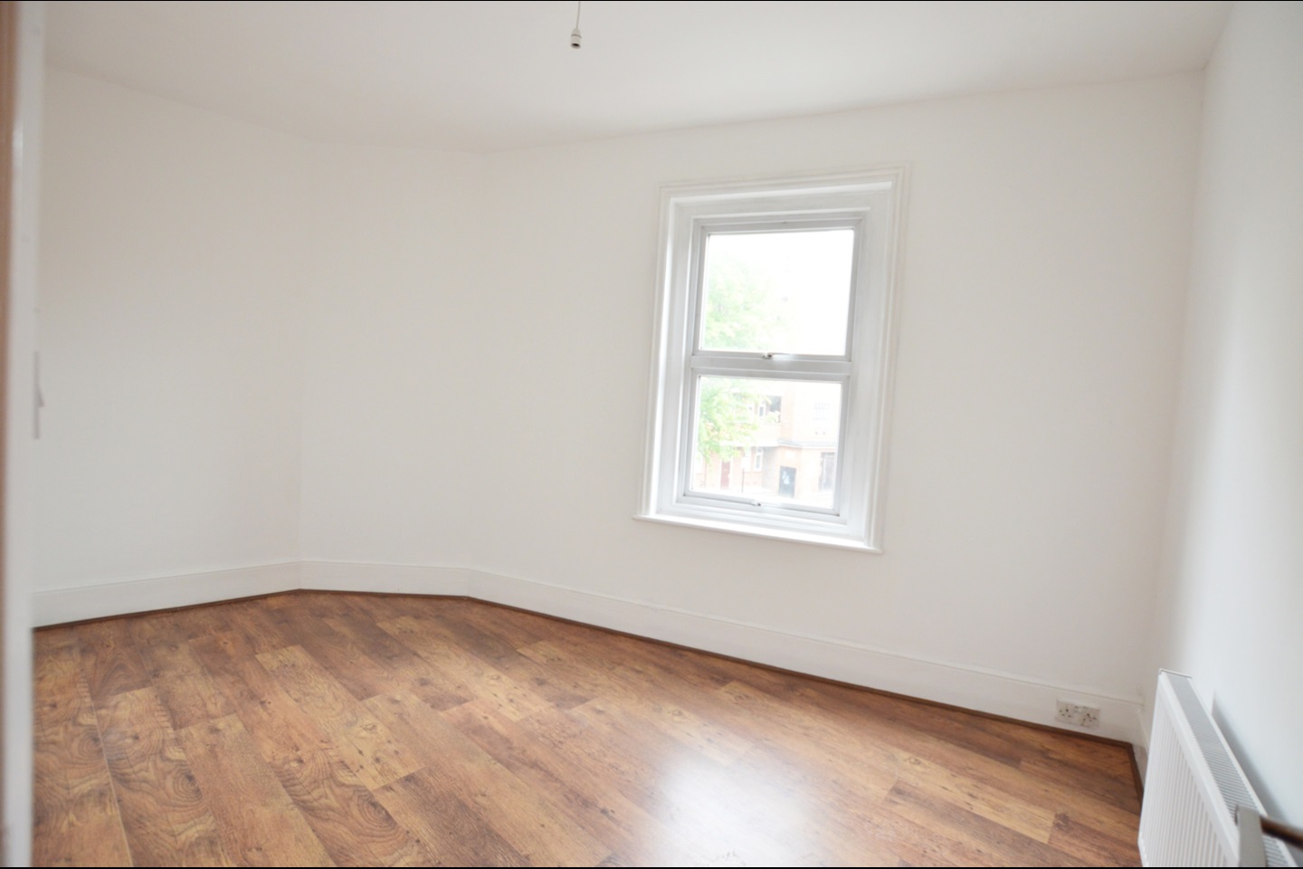 Additional image 3 of 2 Bed Flat, Goldsmiths Row, E2, N1 7GU