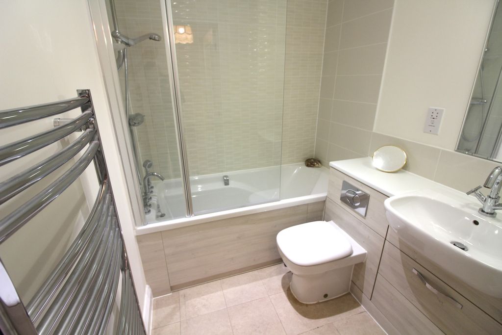 Additional image 19 of 3 bed flat for salePenhurst Gardens, Chipping Norton OX7