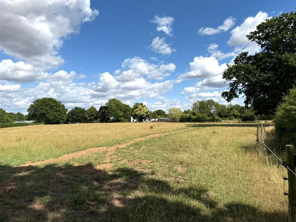 Land for saleTaynton, Gloucester GL19 photo 2