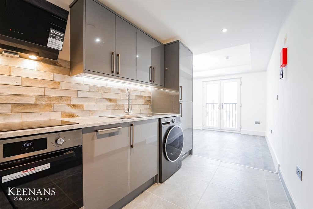 Additional image 50 of 27 bed block of flats for saleBindloss Avenue, Eccles, Manchester M30