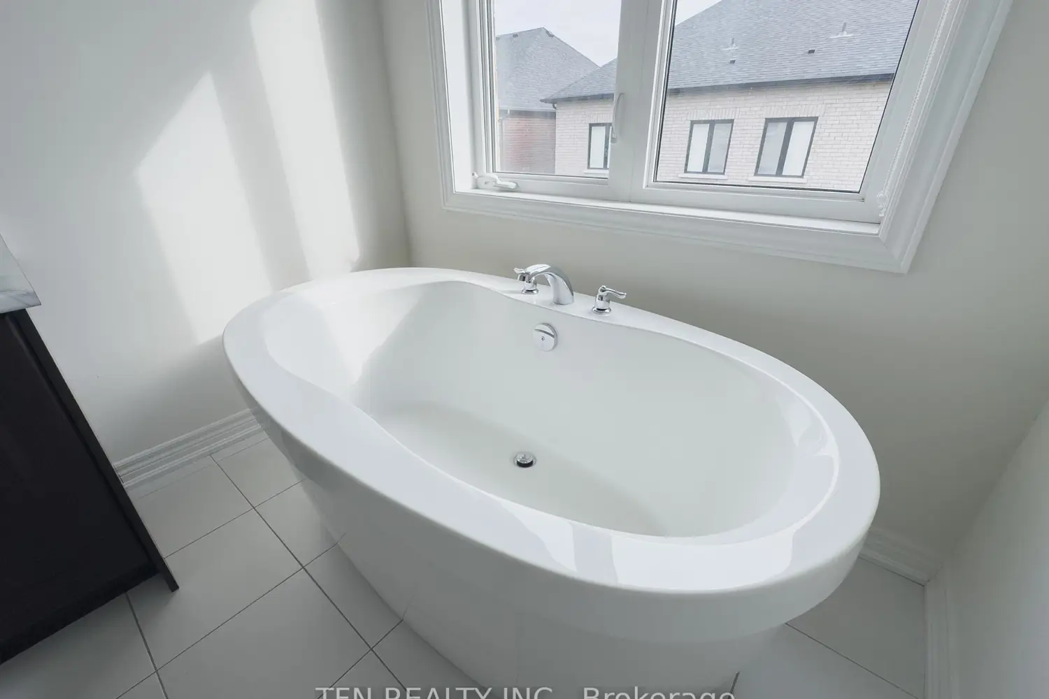 Additional image 8 of 48 Boathouse Road