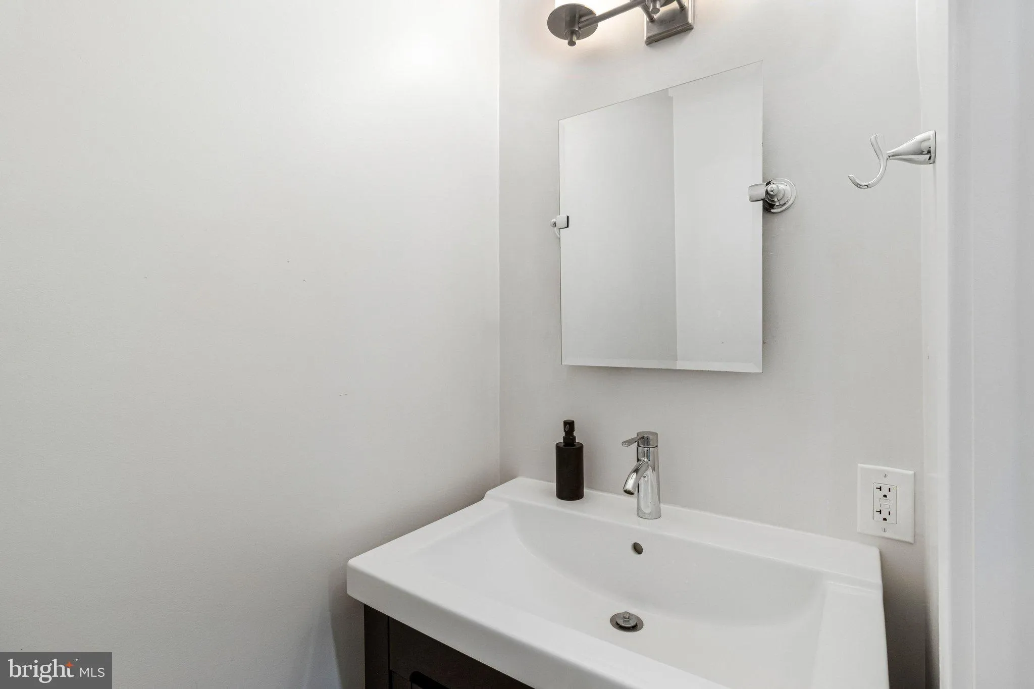 Additional image 46 of 1915 6th Street NW Unit B, Washington, DC 20001