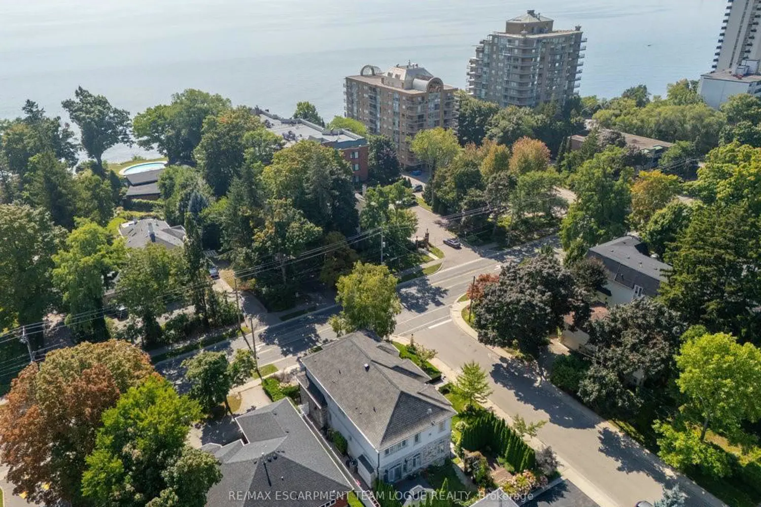 Additional image 20 of 2229 Lakeshore Road