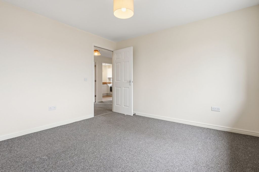 Additional image 19 of 2 bed flat for saleCrookston Court, Larbert FK5