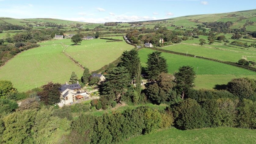 3 bed equestrian for saleLlanegryn LL36