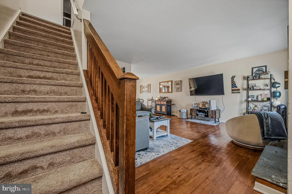 Additional image 3 of 163 Valley Circle, Newark, DE 19711