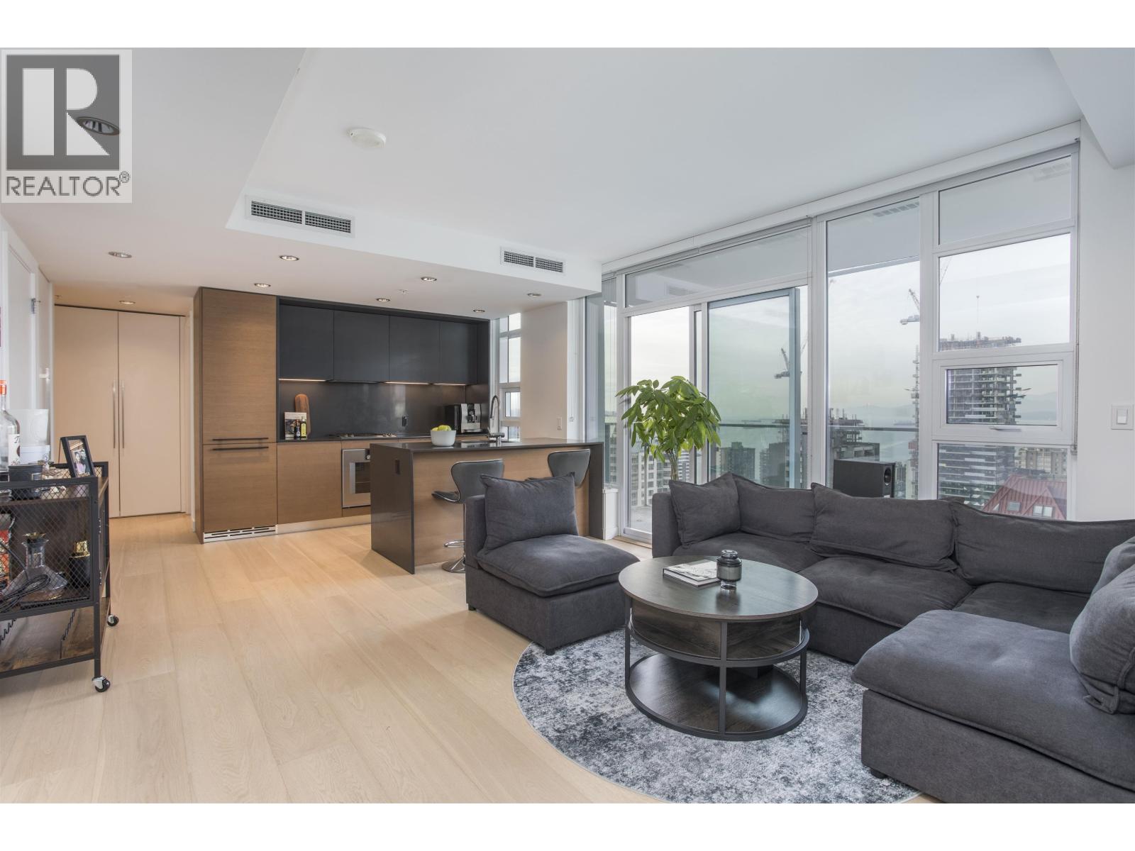 2805 1289 HORNBY STREET