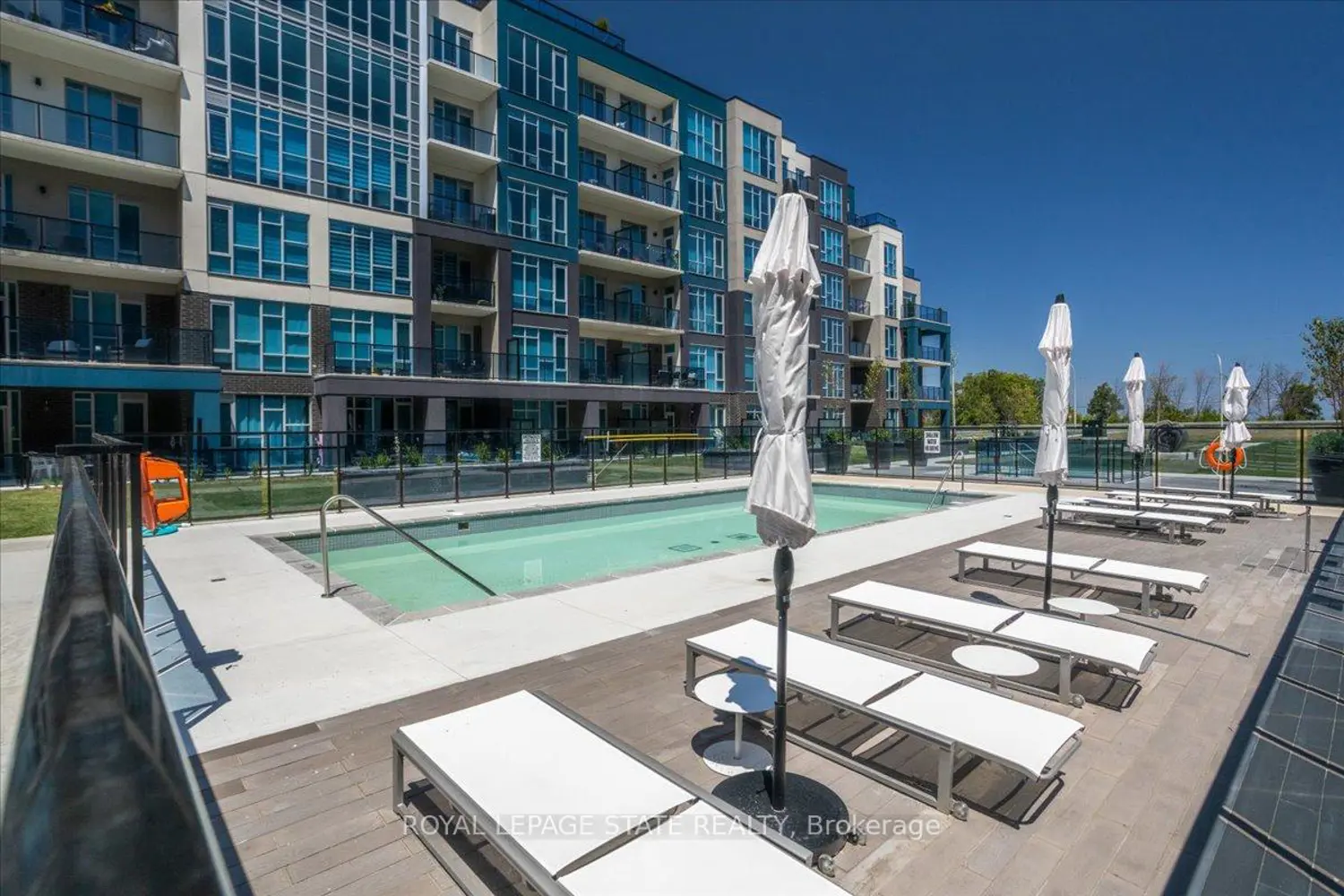 Additional image 15 of 16 Concord Place 150