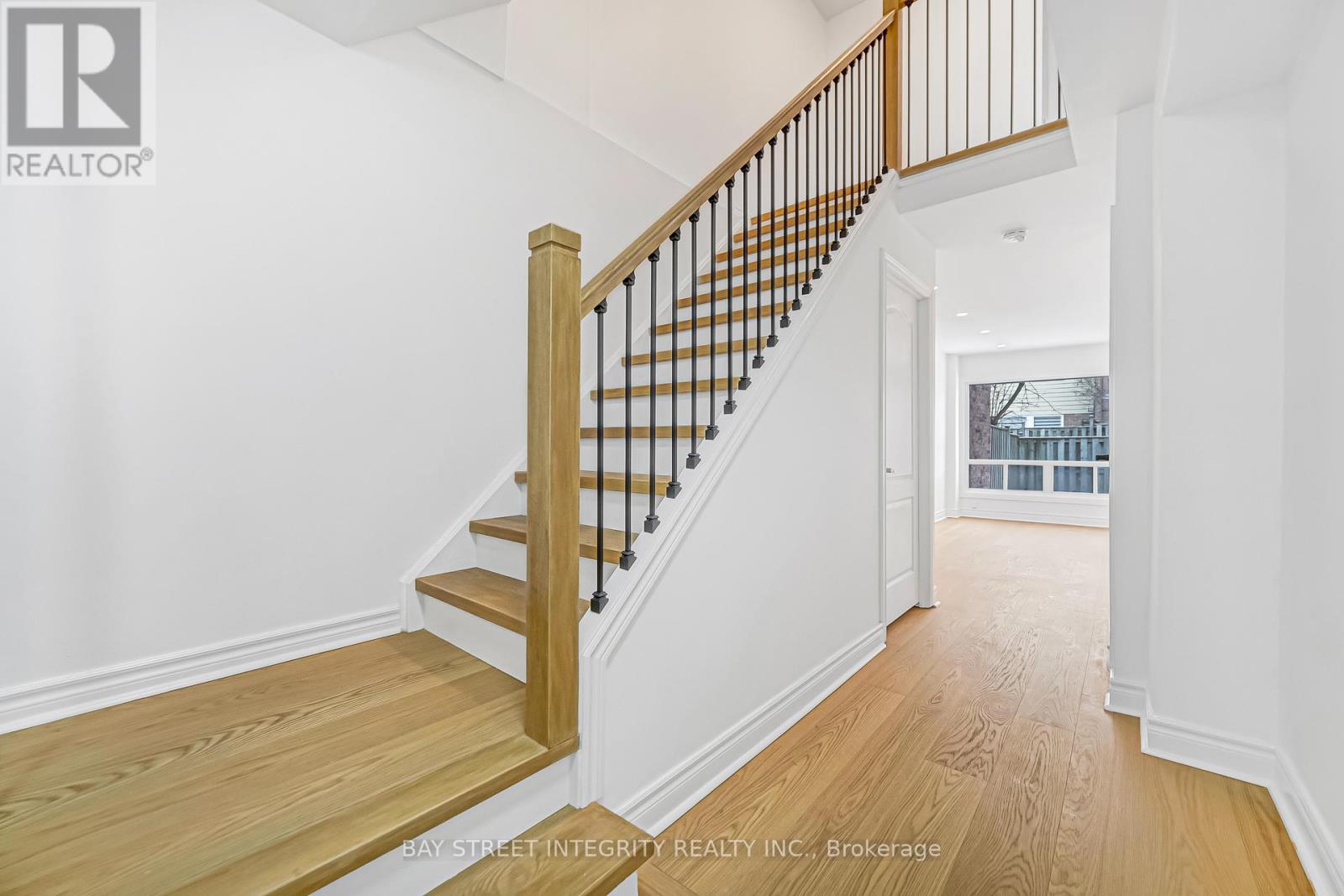 Additional image 4 of 70 Elsa Vine Way, Toronto, ON, M2J4H9