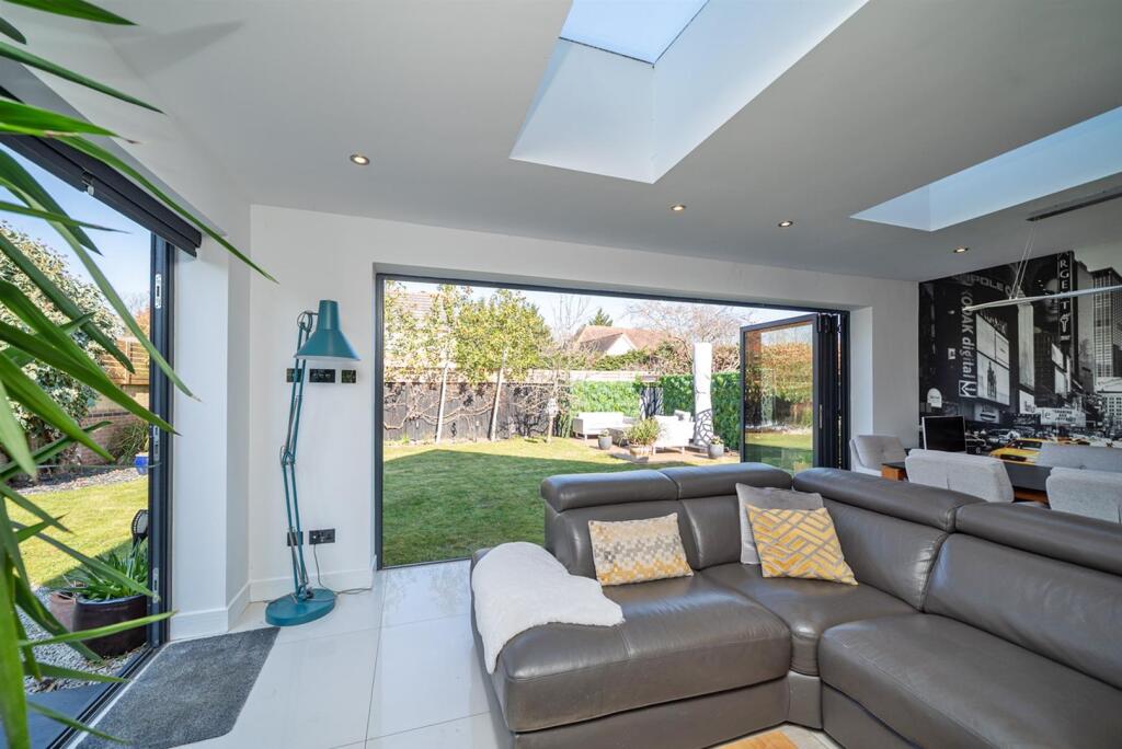 Additional image 13 of Princess Diana Drive, St. Albans