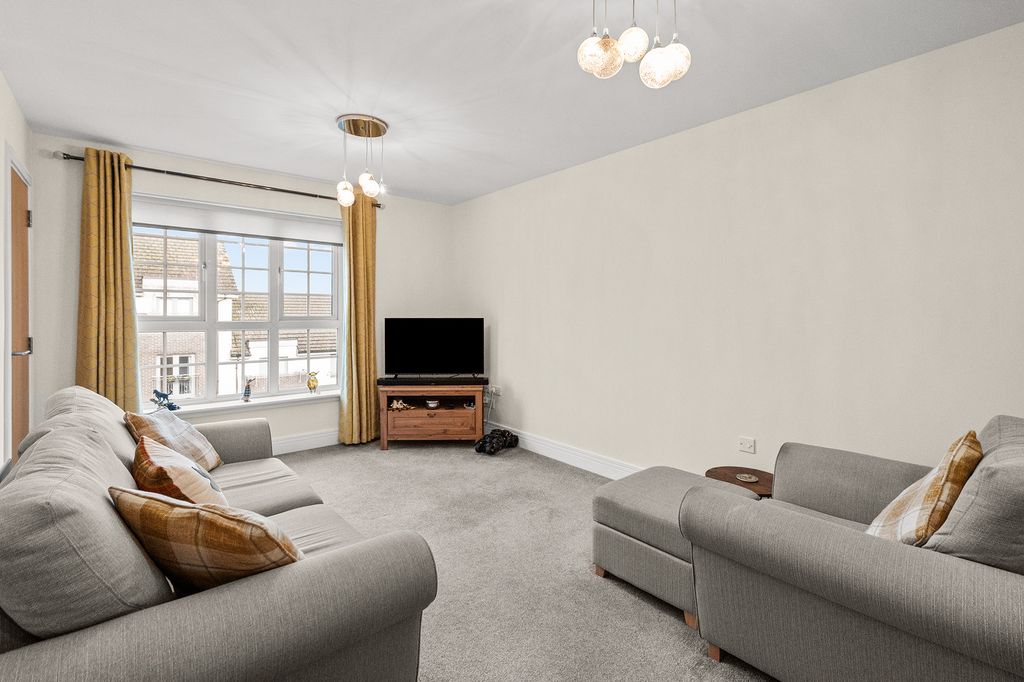 Additional image 2 of 1 bed flat for saleCrown Crescent, Larbert FK5