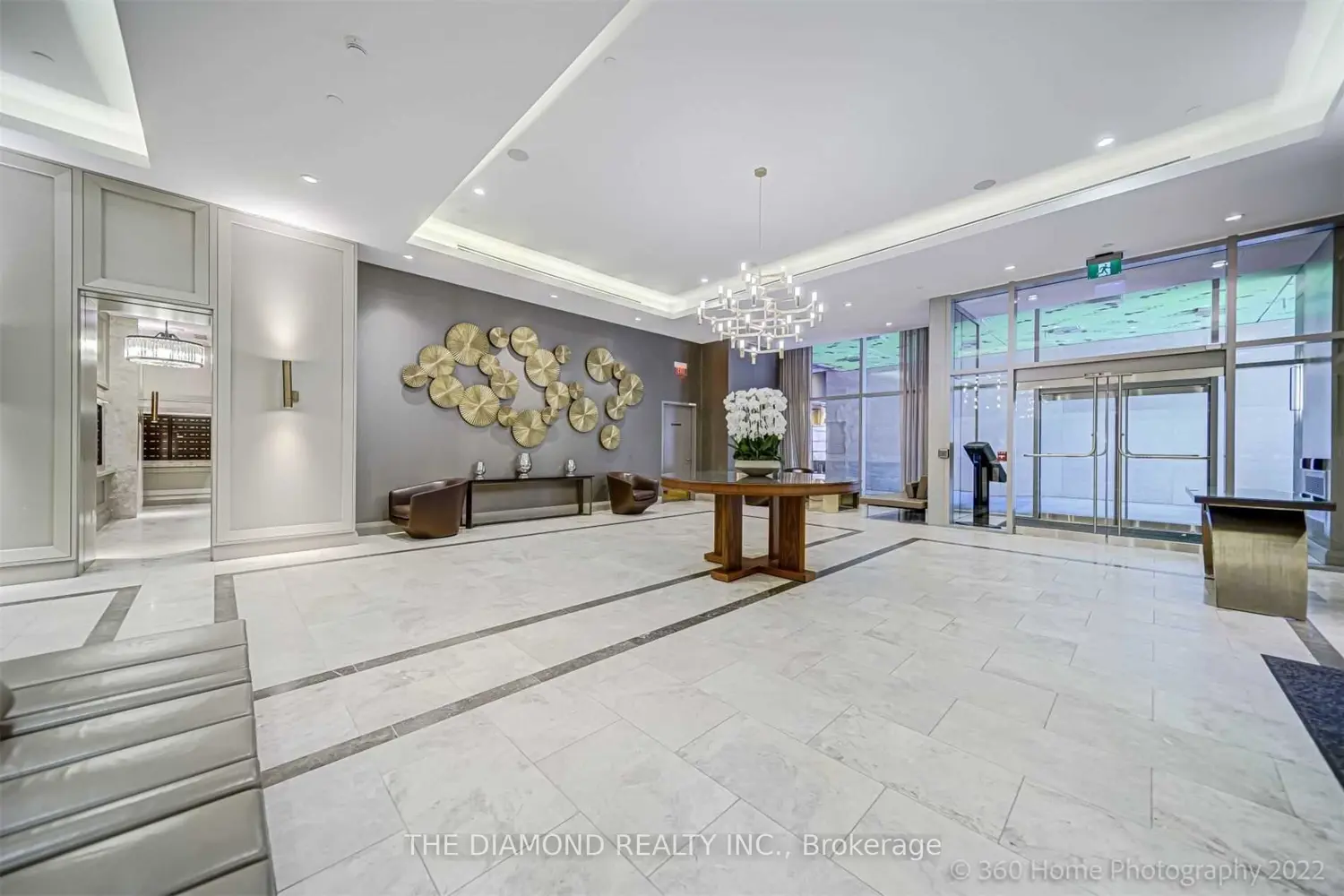 Additional image 18 of 155 Yorkville Avenue 2104