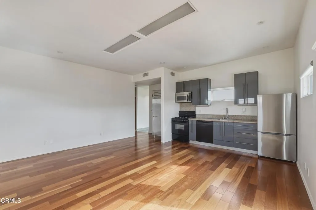 Additional image 8 of 137 Arena Street, El Segundo, CA 90245