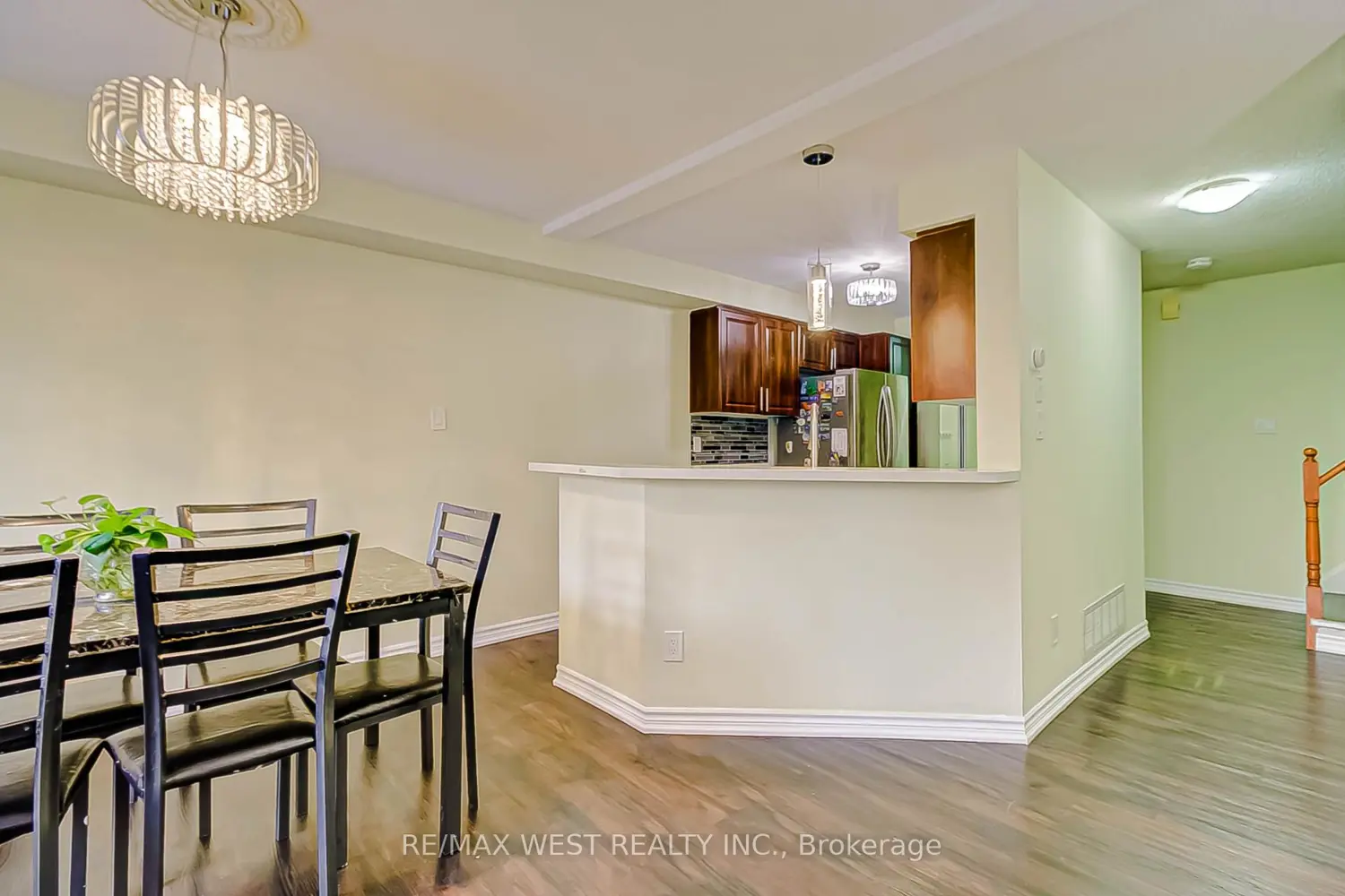 Additional image 8 of 6400 Lawrence Avenue 12