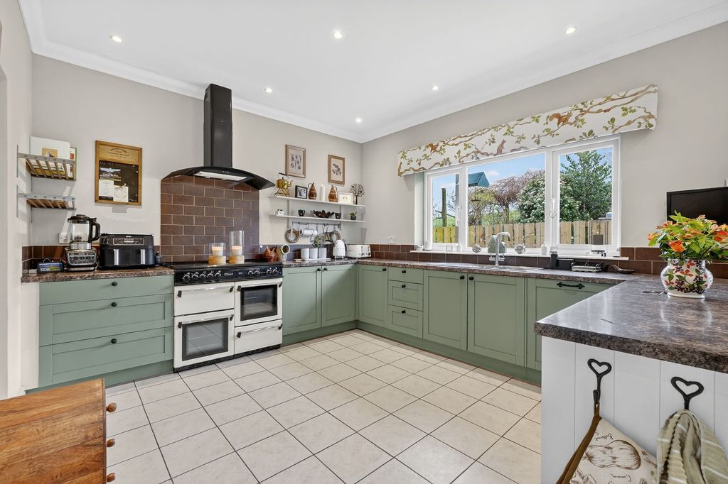 Additional image 12 of 4 bed detached house for saleOswald Cottage, 1 Main Road, Kirkoswald KA19