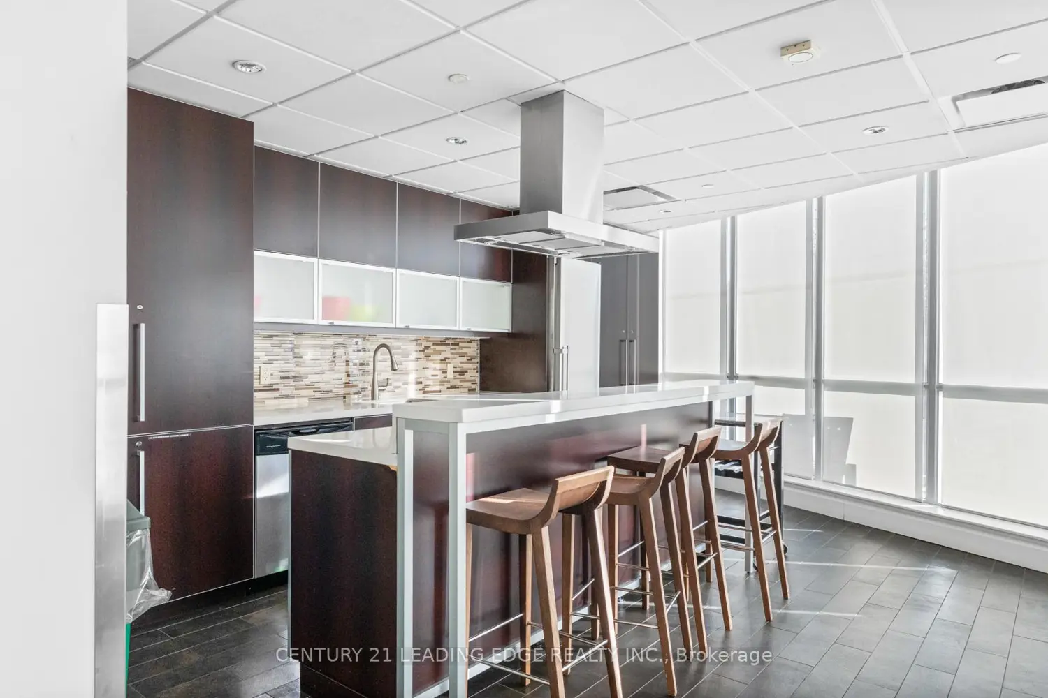 Additional image 13 of 1048 Broadview Avenue 1602