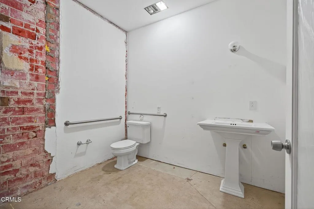 Additional image 37 of 141 Davis Street, Santa Paula, CA 93060