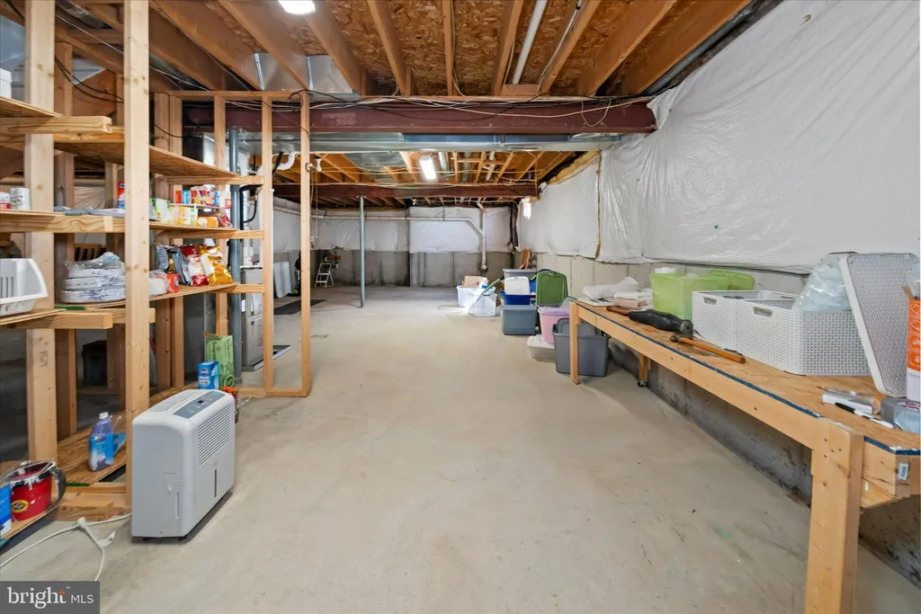 Additional image 36 of 203 N Barrington Court, Newark, DE 19702