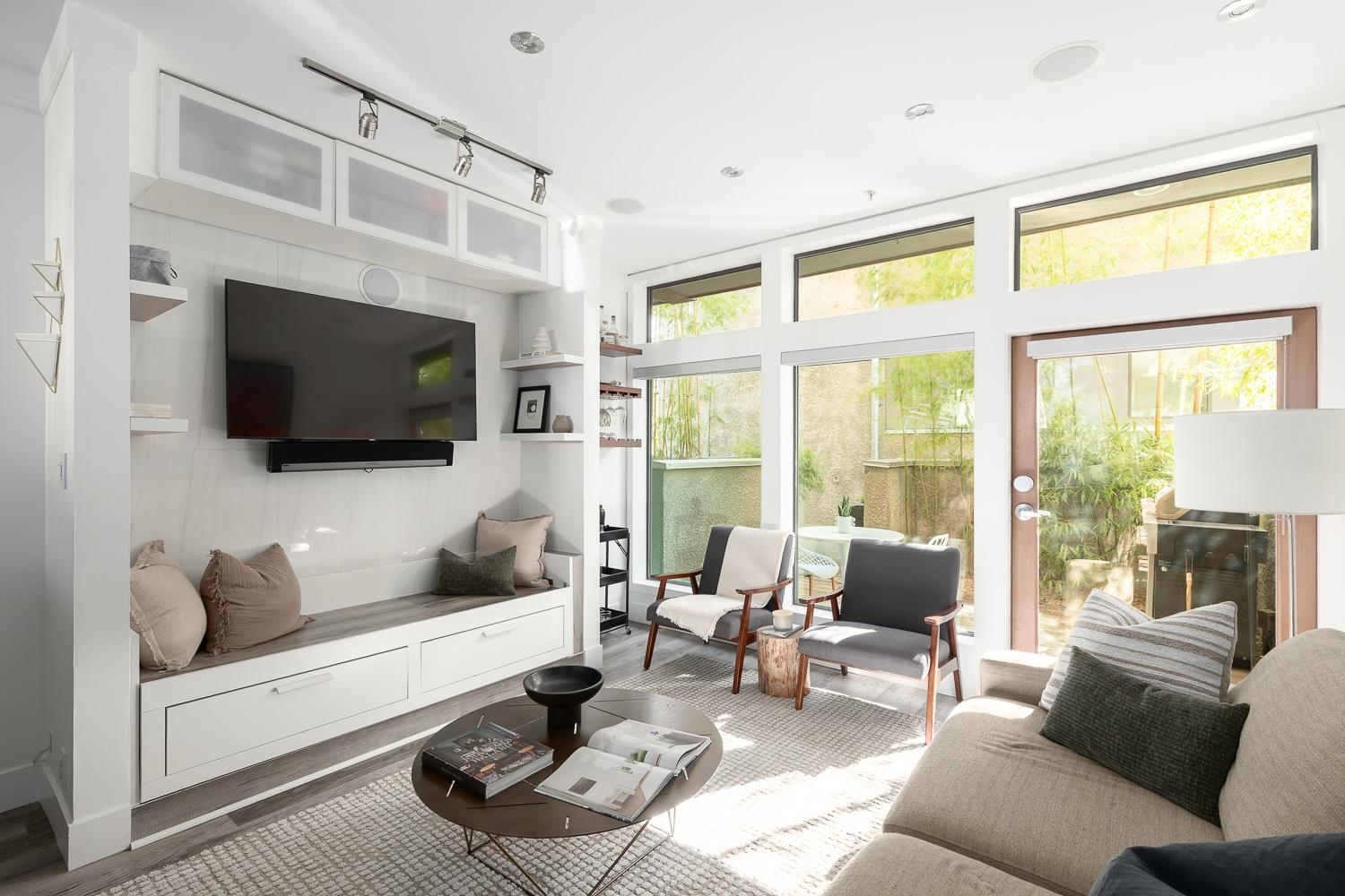 Additional image 2 of 396 15th Avenue E, Vancouver, BC, V5T 2R1