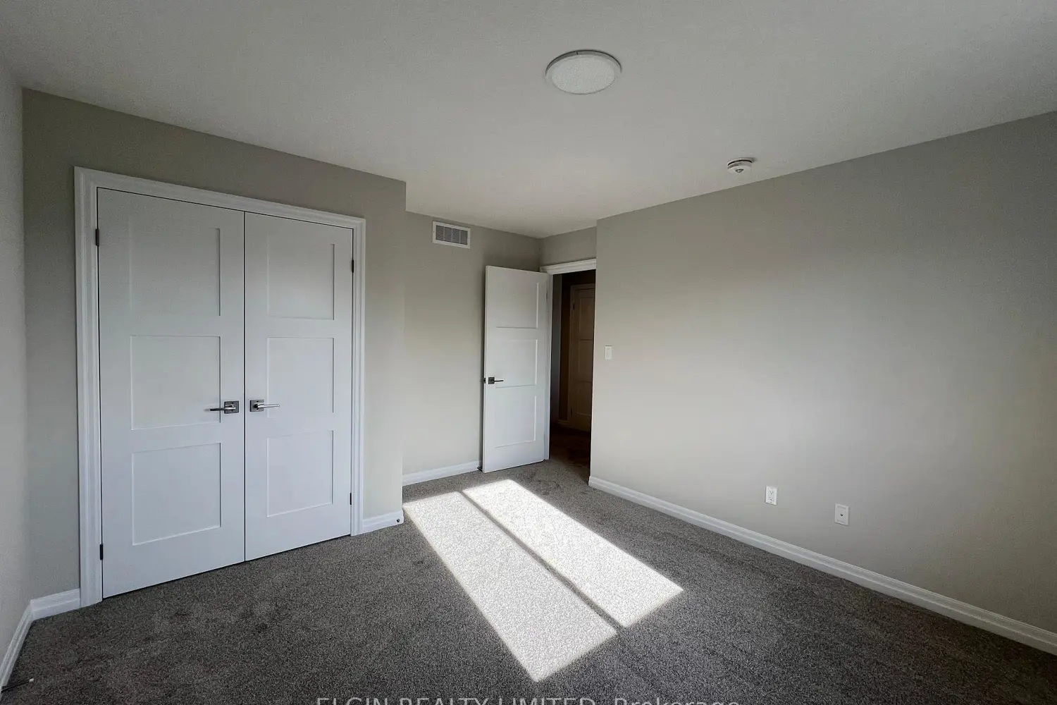 Additional image 11 of 10 Horizon Court