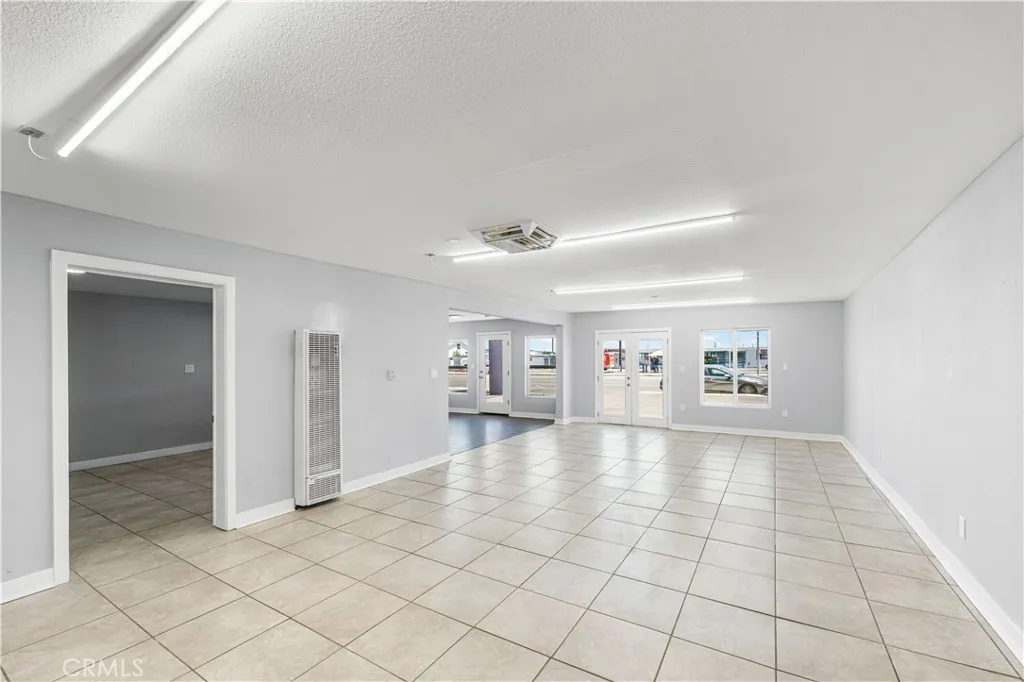 Additional image 96 of 44441 Sierra Highway, Lancaster, CA 93534