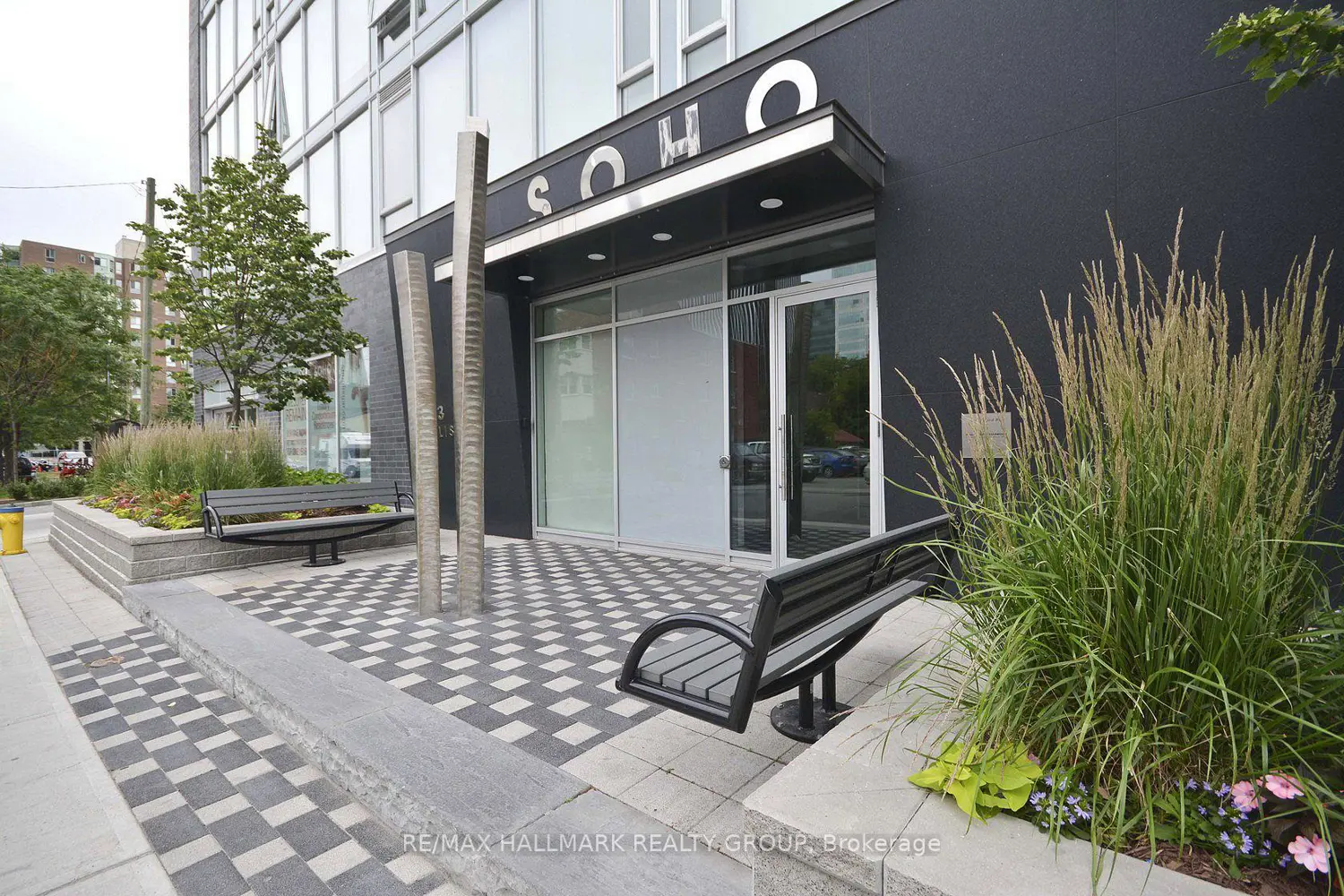 300 Lisgar Street 201