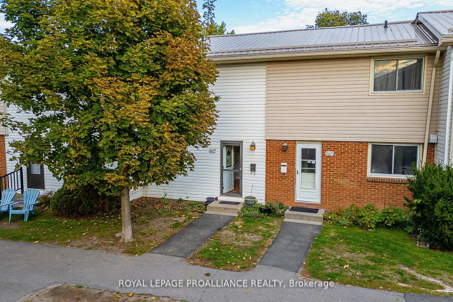 207D North Park Street photo 2
