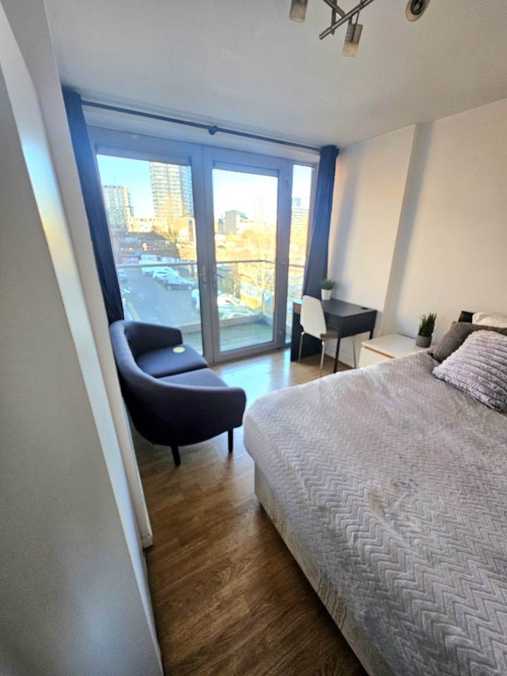 Additional image 4 of Room in a Shared Flat, Wheler St, E1, N1 7GU