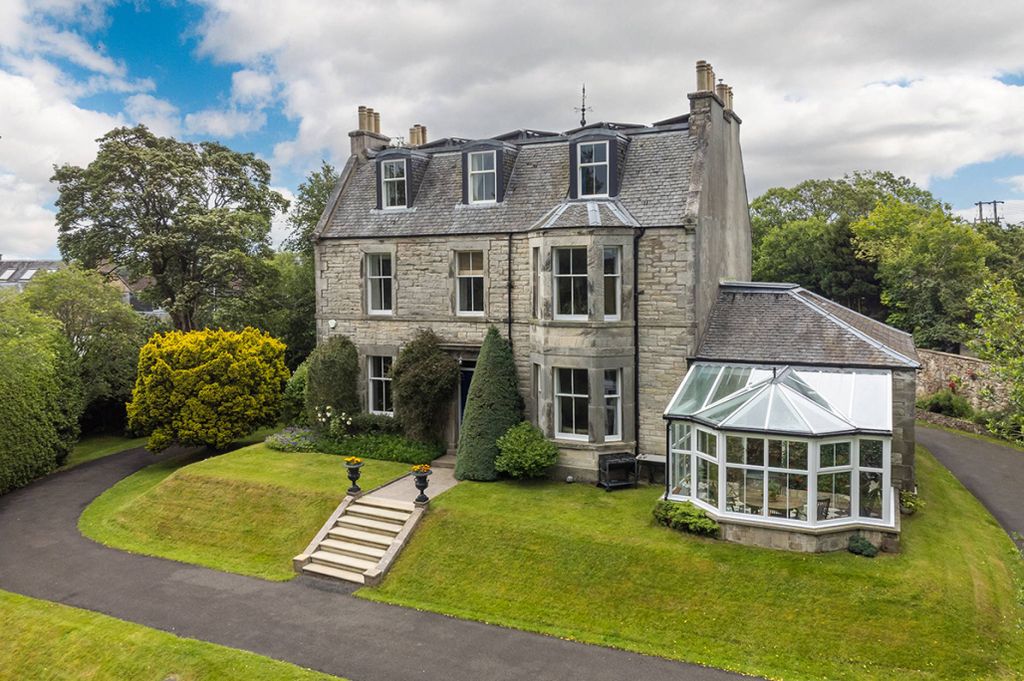 8 bed detached house for saleLoanstone, Penicuik EH26