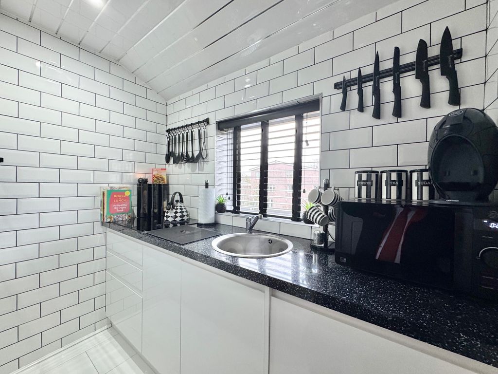 Additional image 14 of 2 bed flat for saleDean Road, Kilbirnie KA25