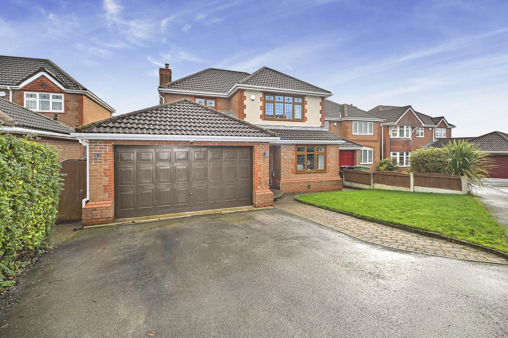 4 bed detached house for saleMarsham Road, Westhoughton, Bolton BL5