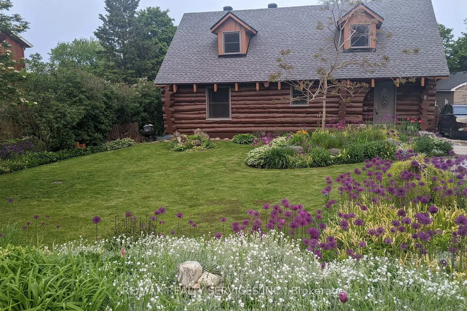 Primary image of 9 Orangeville Street