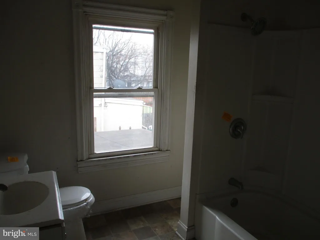 Additional image 7 of 1016 Chestnut Street, Wilmington, DE 19805