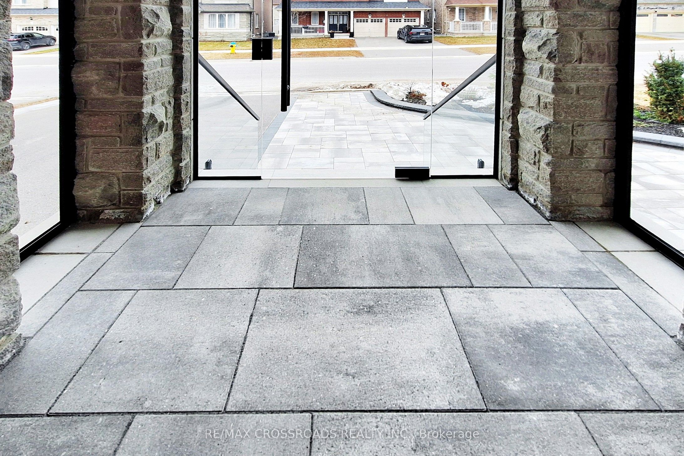 Additional image 4 of 9 Kingknoll Crescent, Georgina, ON, L4P 0H6