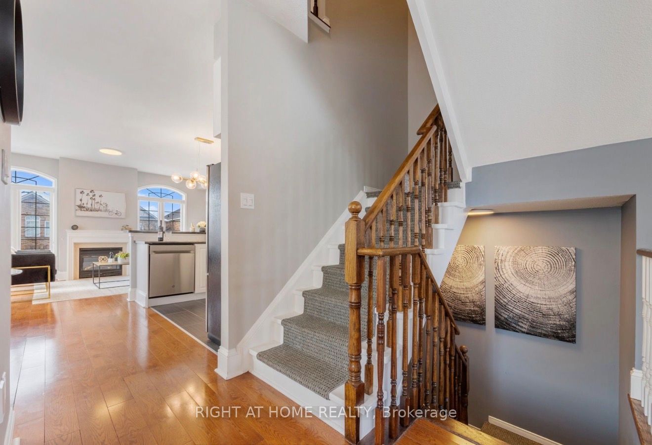 Additional image 6 of 2342 Sutton Drive, Burlington, ON, L7L 6Y8