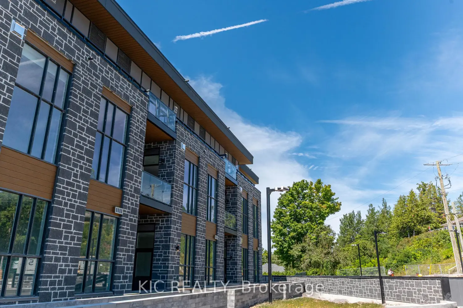 Additional image 17 of 99 Louisa Street 210