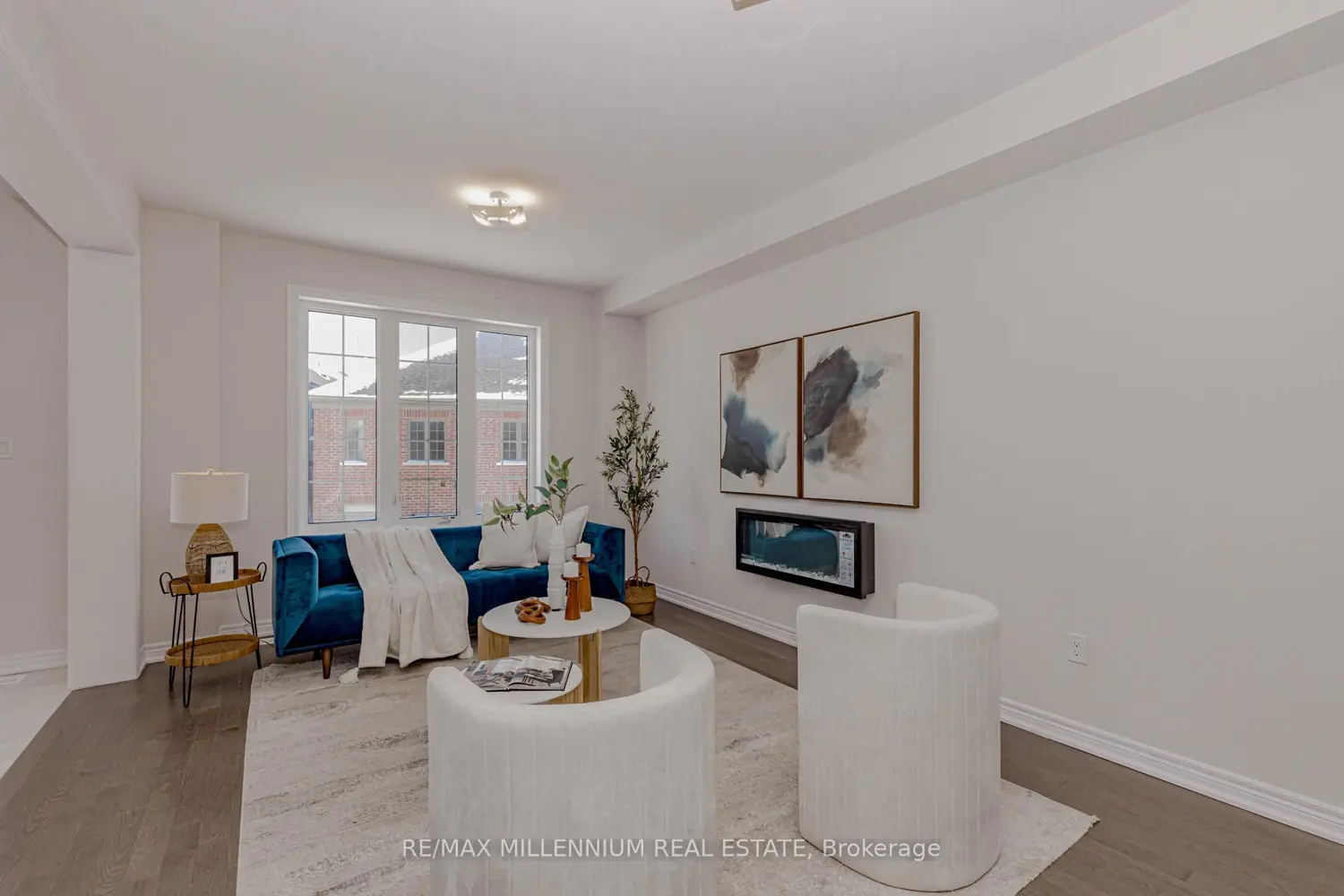 Additional image 5 of 25 Sapwood Crescent