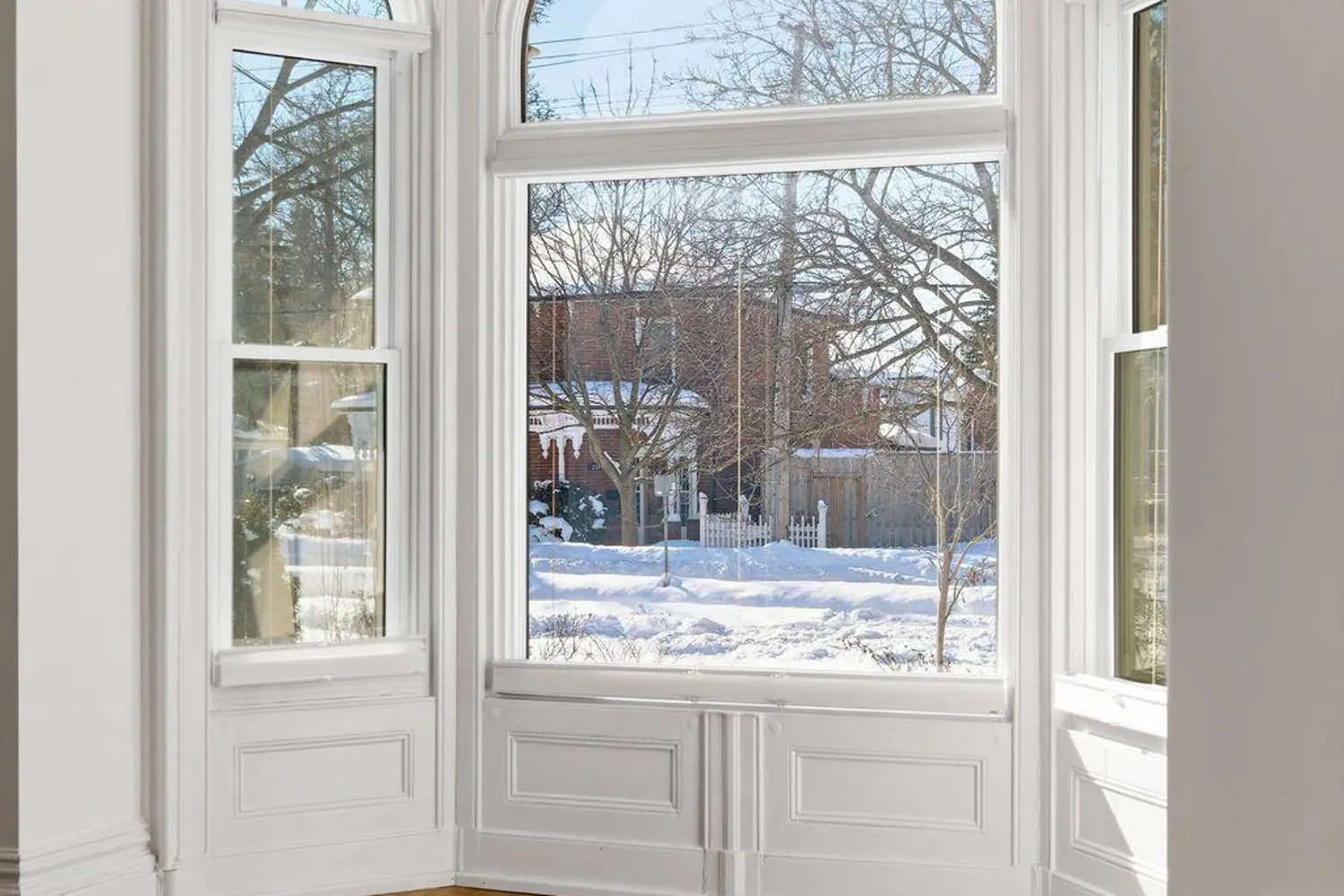 Additional image 12 of 219 Charles Street