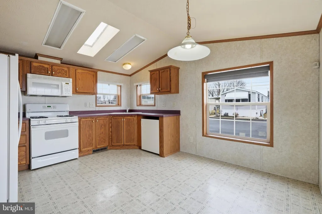 Additional image 5 of 507 Canter Road, Wilmington, DE 19810