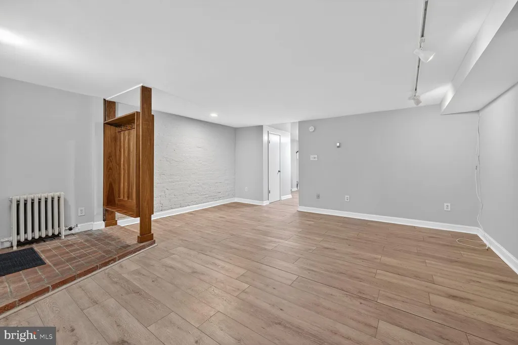 Additional image 4 of 2007 Kalorama Road NW Unit B, Washington, DC 20009
